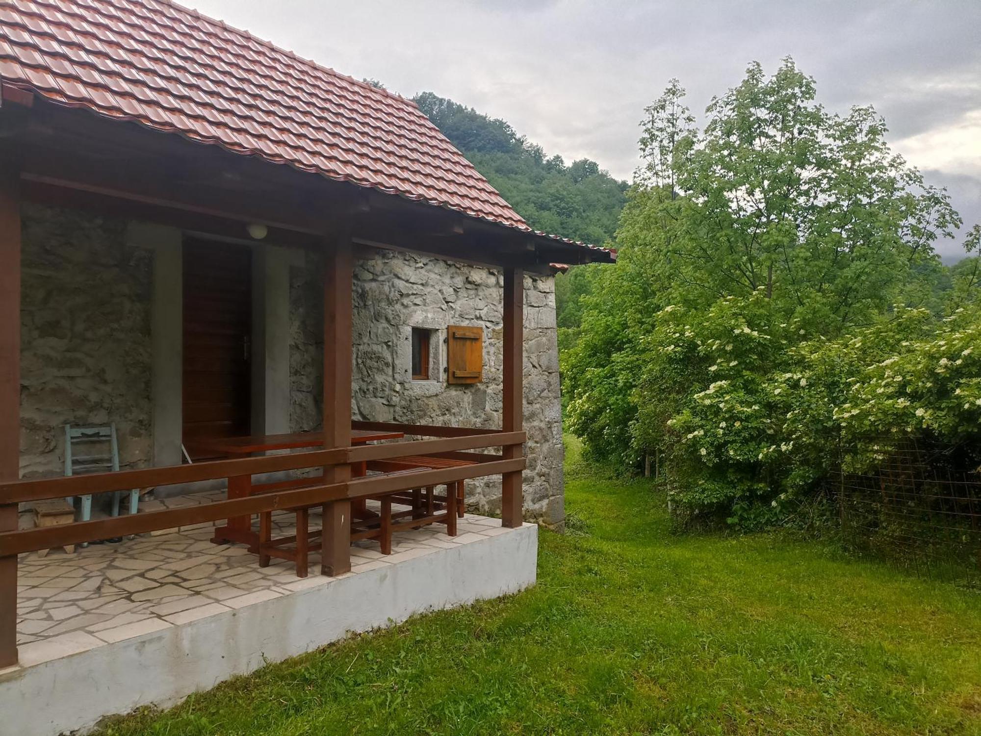 Kamena Kuca- Stone House Scepanovic Bijela Villa Savnik Luaran gambar